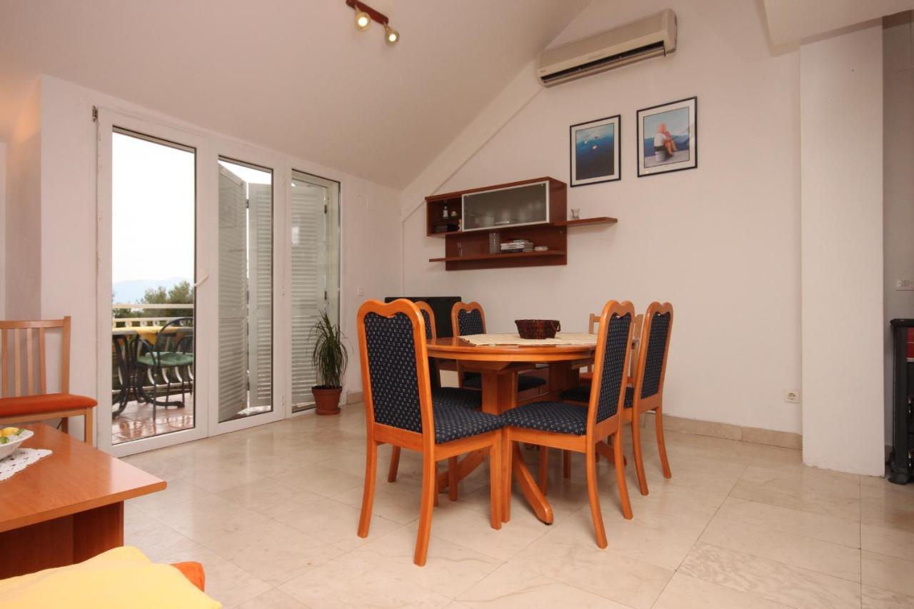 Apartments By The Sea Drvenik Donja Vala, Makarska - 6658 Exterior foto