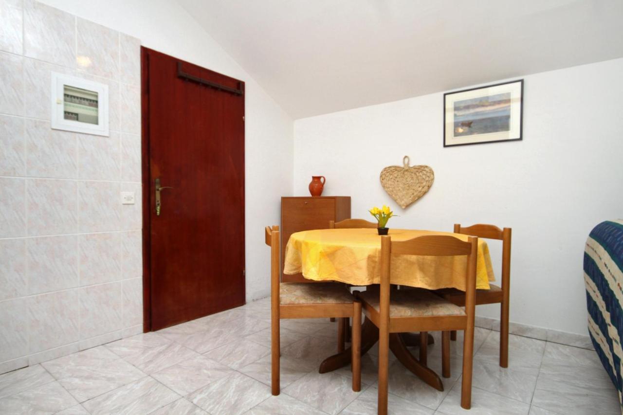 Apartments By The Sea Drvenik Donja Vala, Makarska - 6658 Exterior foto
