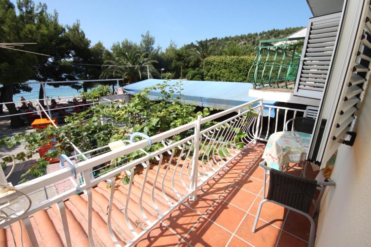 Apartments By The Sea Drvenik Donja Vala, Makarska - 6658 Exterior foto
